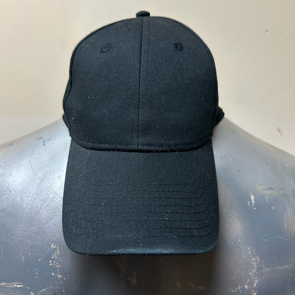 2/$20❤️- HAT | Men’s H&M hat size medium